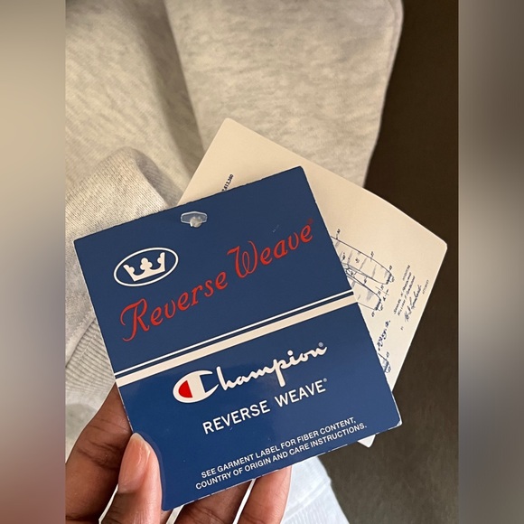 Champion x Urban Outfitters Hoodie - Picture 5 of 6